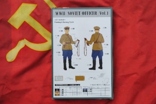 TR.00703  WWII SOVIET OFFICER Volume 1